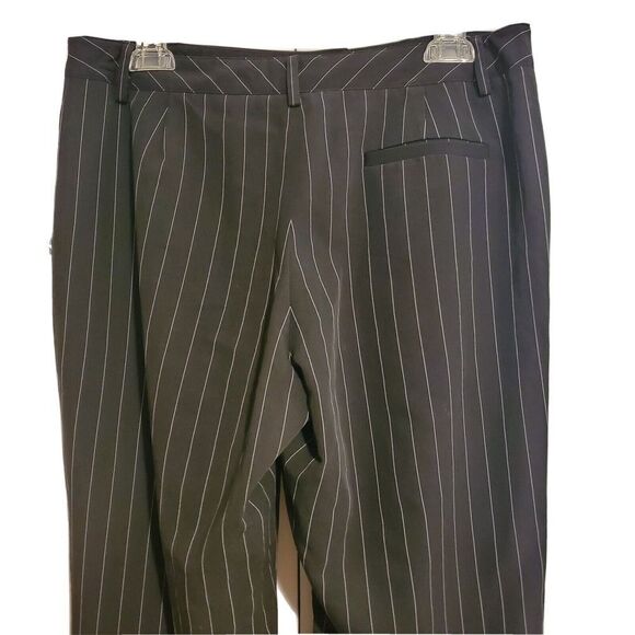 Nygard Collection Dress Pants Womens Size 8 Petite Black Pin Striped Career - Picture 4 of 6